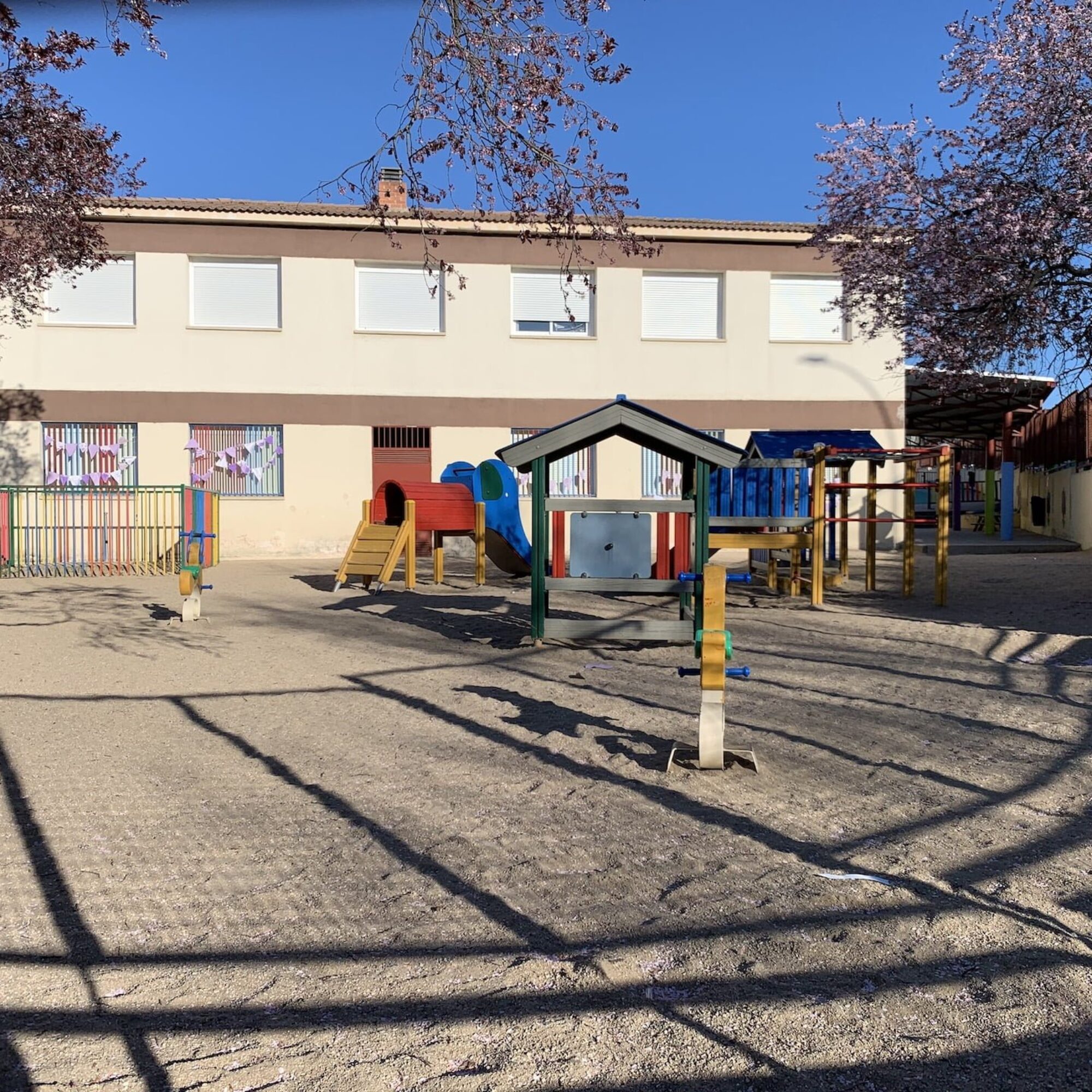 Ocho claves de la comunicación del Proyecto Educativo a las familias